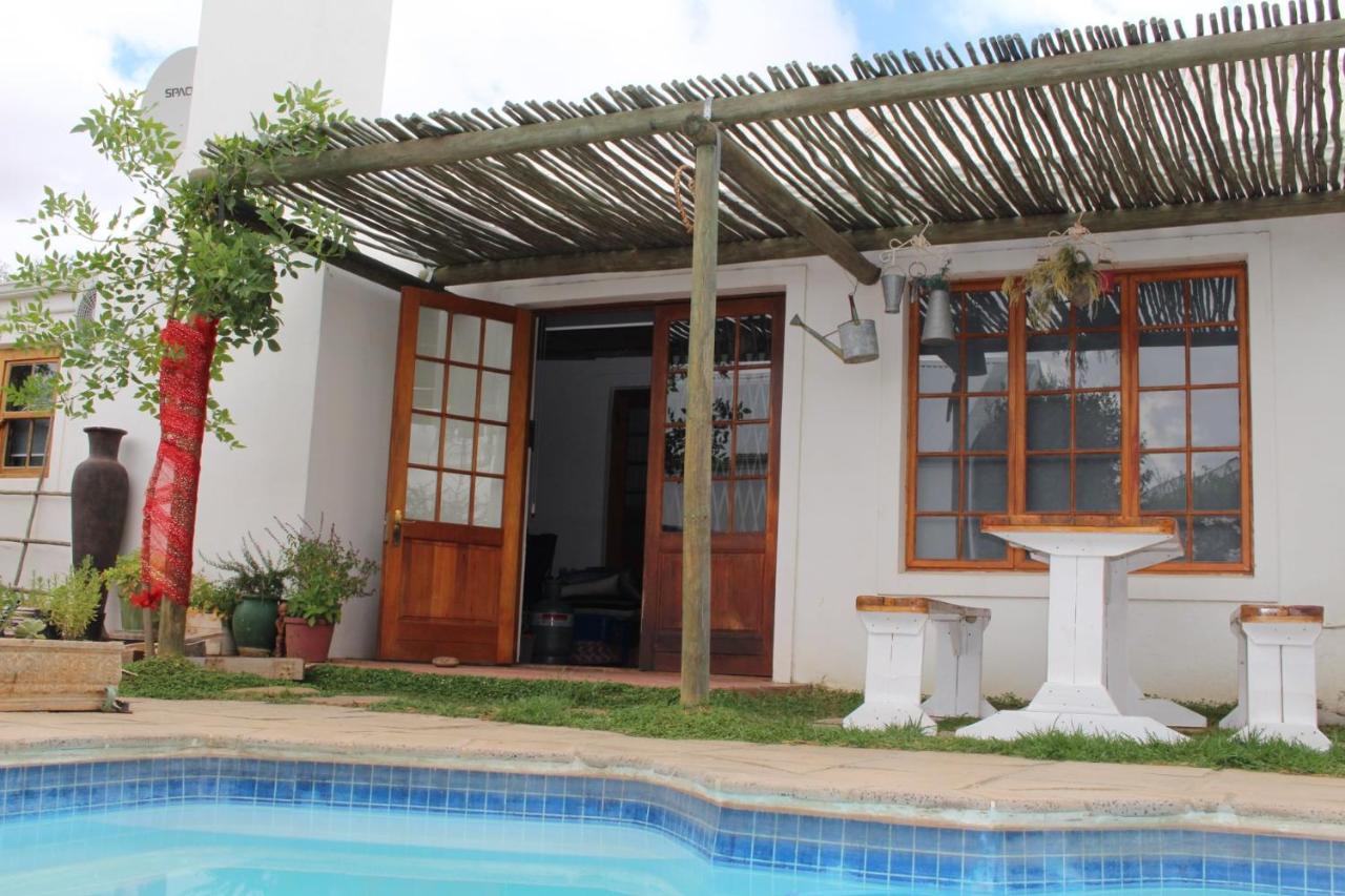 Olyfenhuis Hotell Riebeek-Kasteel Exteriör bild